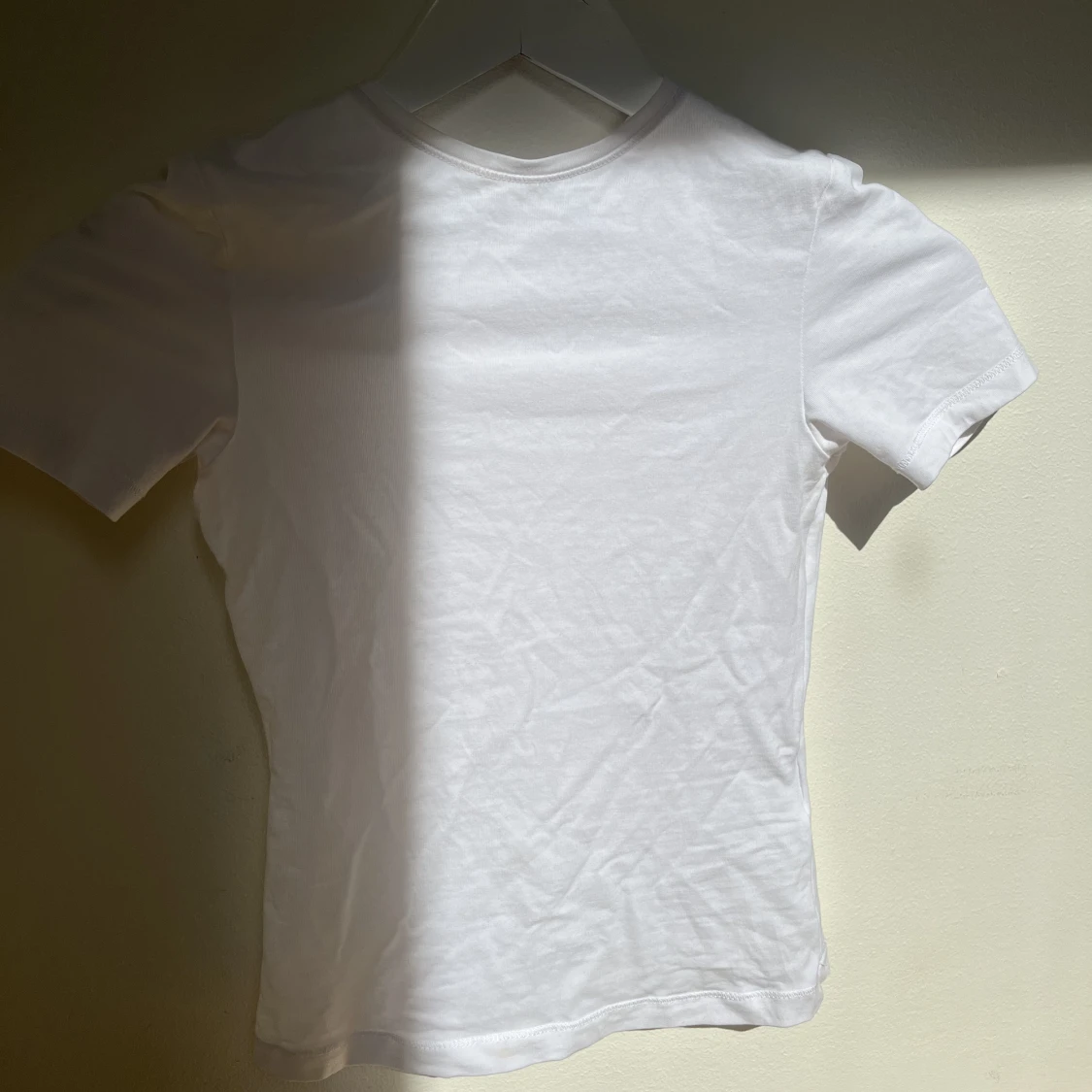 Basic vit T-shirt  - 90