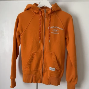 Peak performance hoodie S - Peak performance hoodie storlek S. Bra skick!🤍
