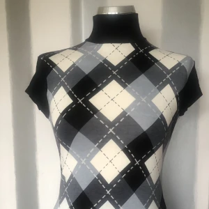 Halv polo tröja  - Nyskick 