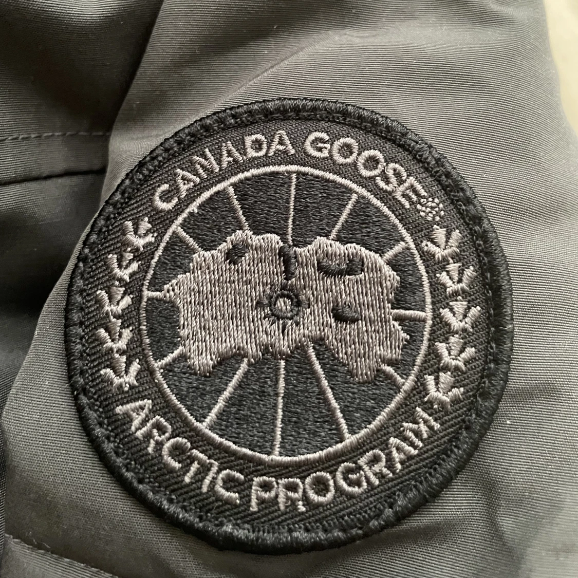 Canada Goose Macmillan Parka  - 90