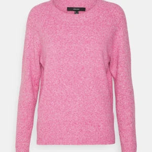 Stickad veromoda tröja - Rosa stickad tröja från veromoda i storleken s. Oanvänd då jag tyckte att den inte passade mig💞