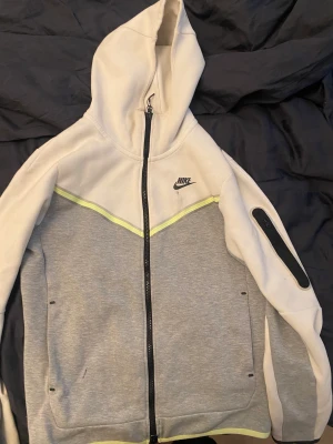 Nike tech  - Nike tech 