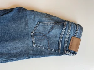 Calvin Klein Jeans - Bra skick! 