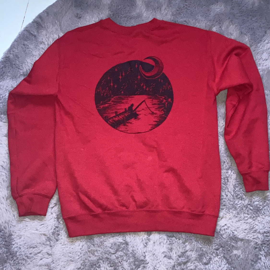 Late apparell crewneck