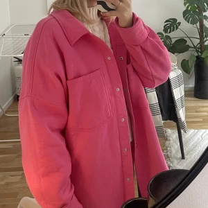 Jacka Lindex  - Jacka från Lindex i XL (jag är en S)  Mjuk och go! 
