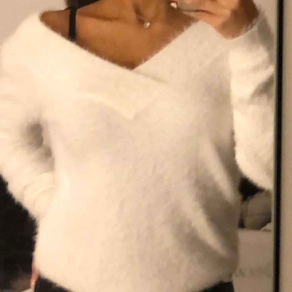 Stickad vit tröja - 90