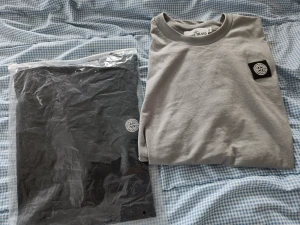 Stone Island t-shirt - Nya med märkning.