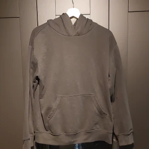 H&M hoodie  - H&M hoodie, bra skick, storlek S