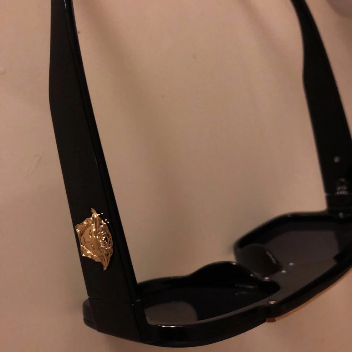 Versace solglasögon helt nya - 91