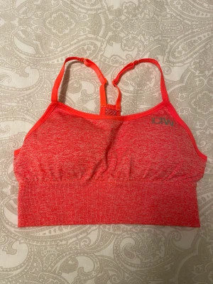 ICIW sportbh - Sportbh i storlek S, knappt använd! Köp gärna med ”köp nu”💗