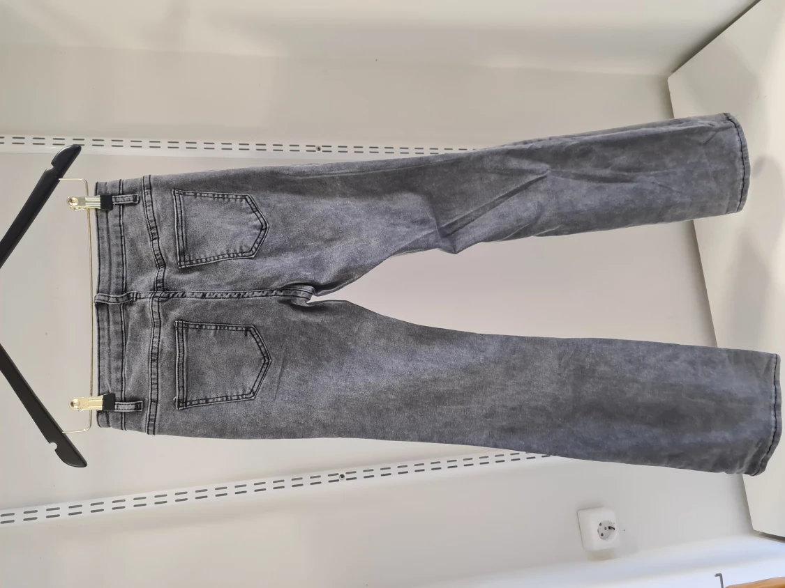 Utförsäljning Nya plagg - 90