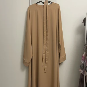 Abaya klänning  - Använd endast en gång 