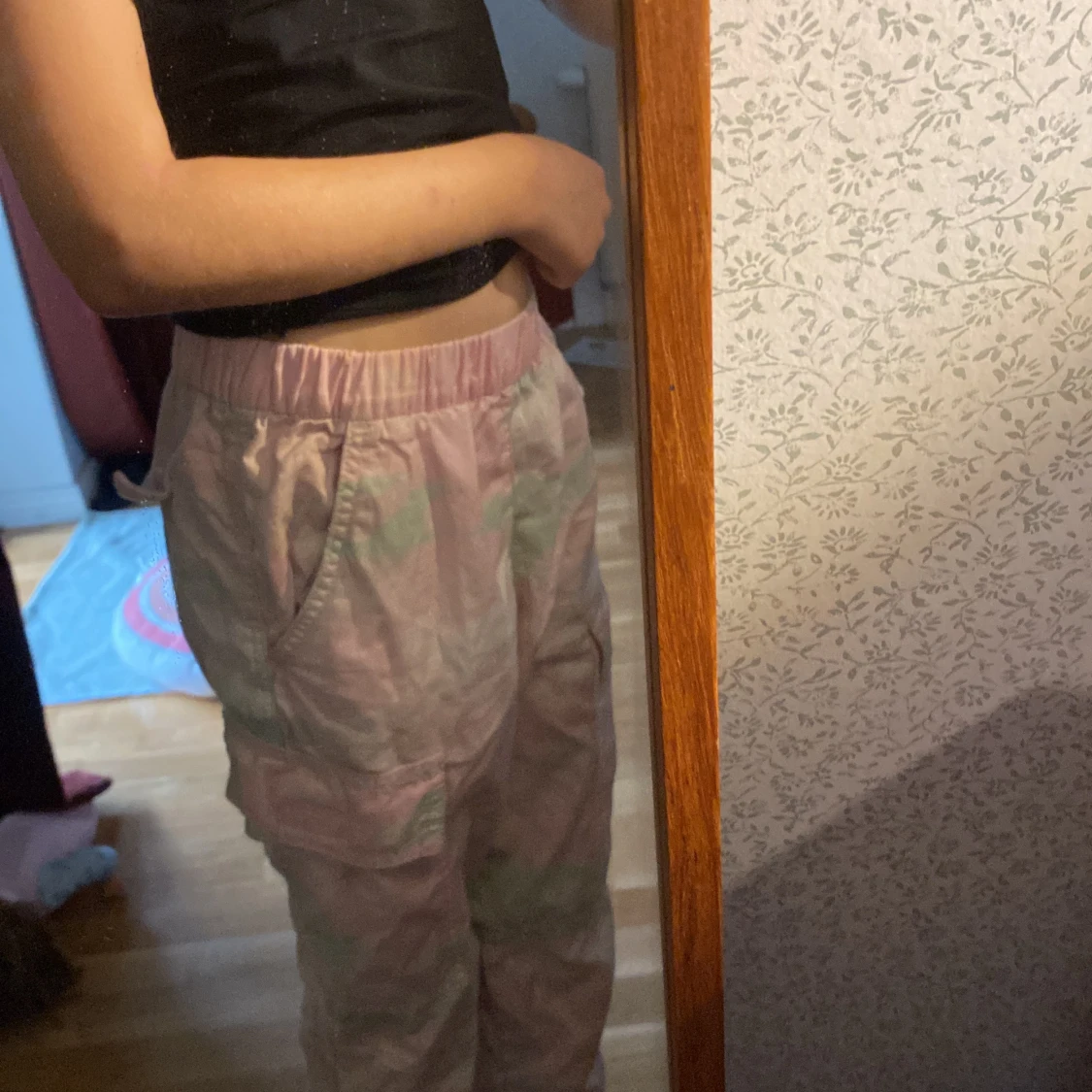 Rosa gröna byxor - 91