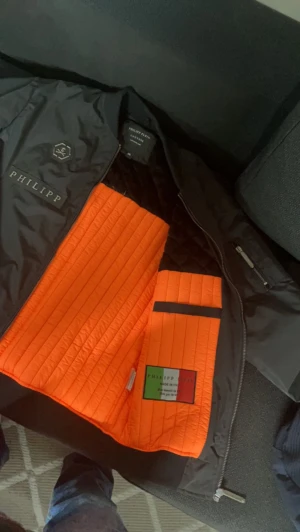 Philip plein bomber jacka.  - Bomber jacka, Philip plein, aldrig använd! Storlek XXL