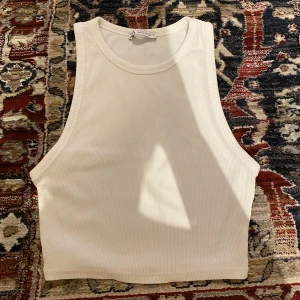 Vitt linne - Vitt linne från Zara. Nyskick, använt 1 gång