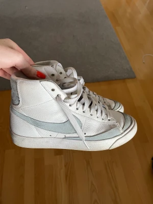 nike blazers  - Användna men fortfarande i fint skick