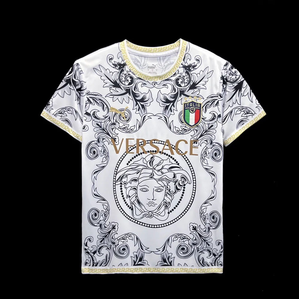 Versace. T-shirts.