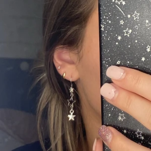 Örhängen  - Designa helt fritt och para ihop som du vill, görs på beställning🥰 15 kr frakt 