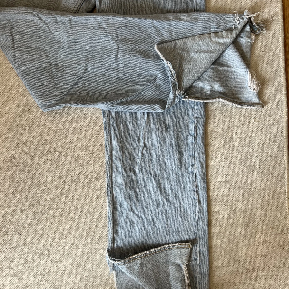 Highwaist jeans med slits - 91