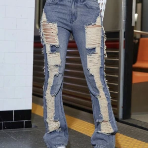 Jeans stacked ripped  - Säljer dessa då de inte passade mig, jätte fina och önska jag kunde behålla men för små tyvärr): 