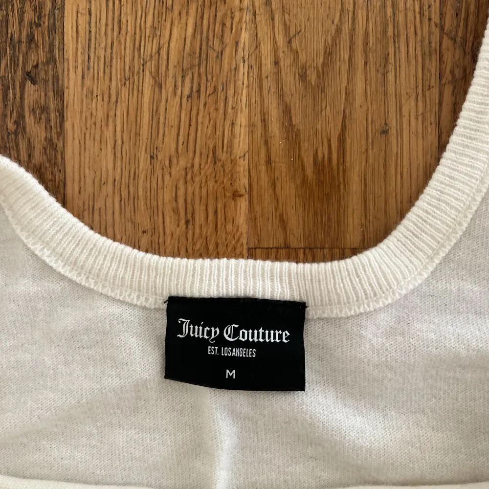 Juicy couture top i stickat material. . Toppar.