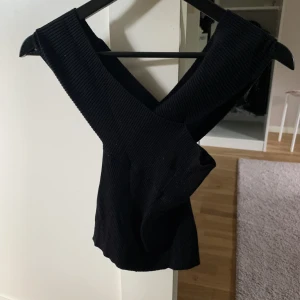 Topp🫶🏼 - Superfin festtopp från zara, storlek s! 50 kr + frakt🫶🏼