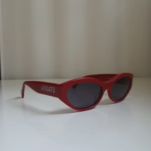 Axel Arigato sunglasses glasögon - Hi! Never worn, brand new :)