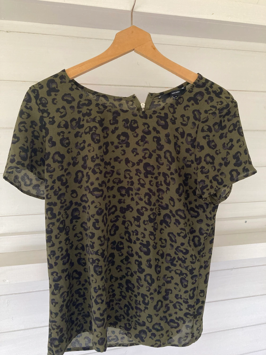 Leopardmönstrad topp