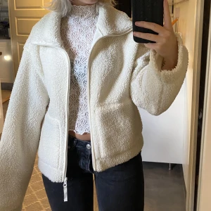 Pilejacka - Pilejacka från H&M. Storlek M. Använd fåtal gånger. 