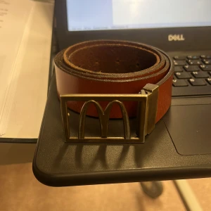 Donken bälte  - Mycket fint mycket bra. Köptes direkt från donken 👍pris ej hugget i sten 