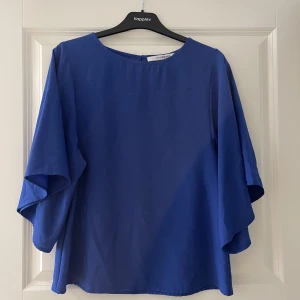 Blus - Blus ifrån kappahl, använd fåtal gånger i mycket gott skick 