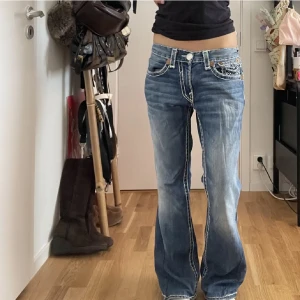 True religion jeans  - Äkta true religion, säljer för behöver pengar! Jättesnygga och sitter bra :)