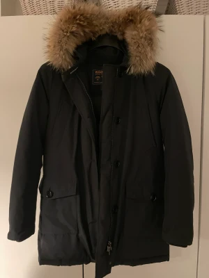Woolrich parka - Woolrich dam parka  Storlek: M Cond: 9/10 Kvitto finns 