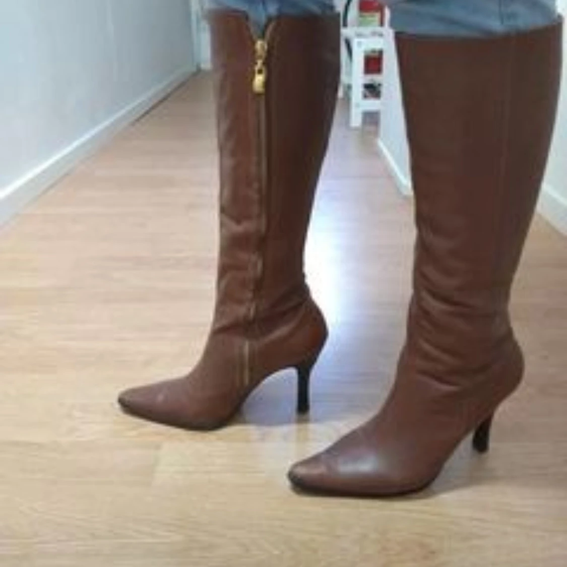 Vacker stövel 37/38 - 1