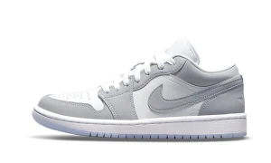 Jordan 1 low wolf grey - Säljer helt nya oanvända Jordan 1 low, stockx verifierade, inköpspris 4000 säljer för 2500