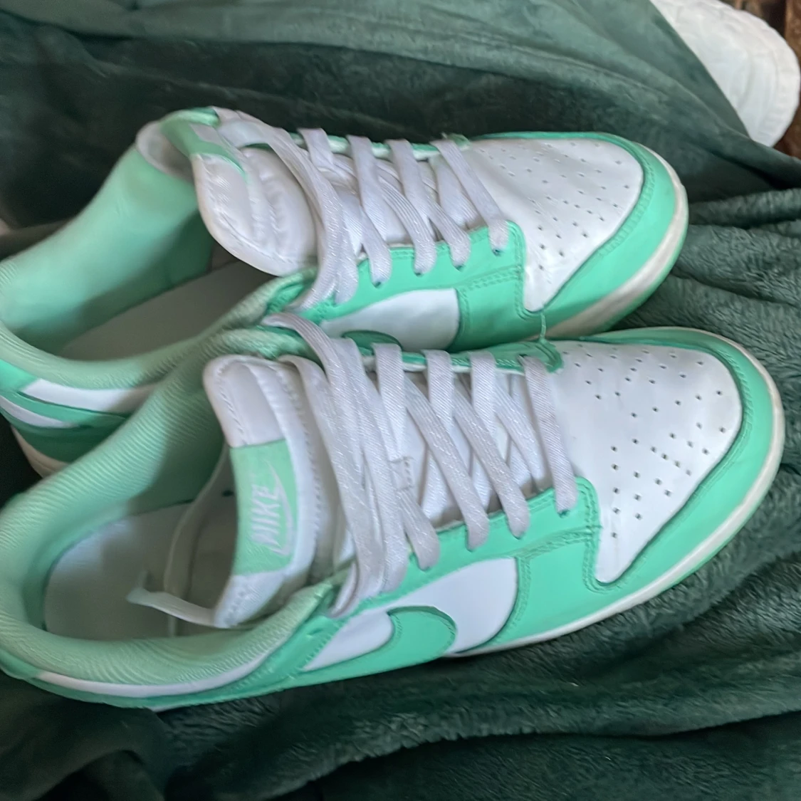 Nike dunk low green glow - 90