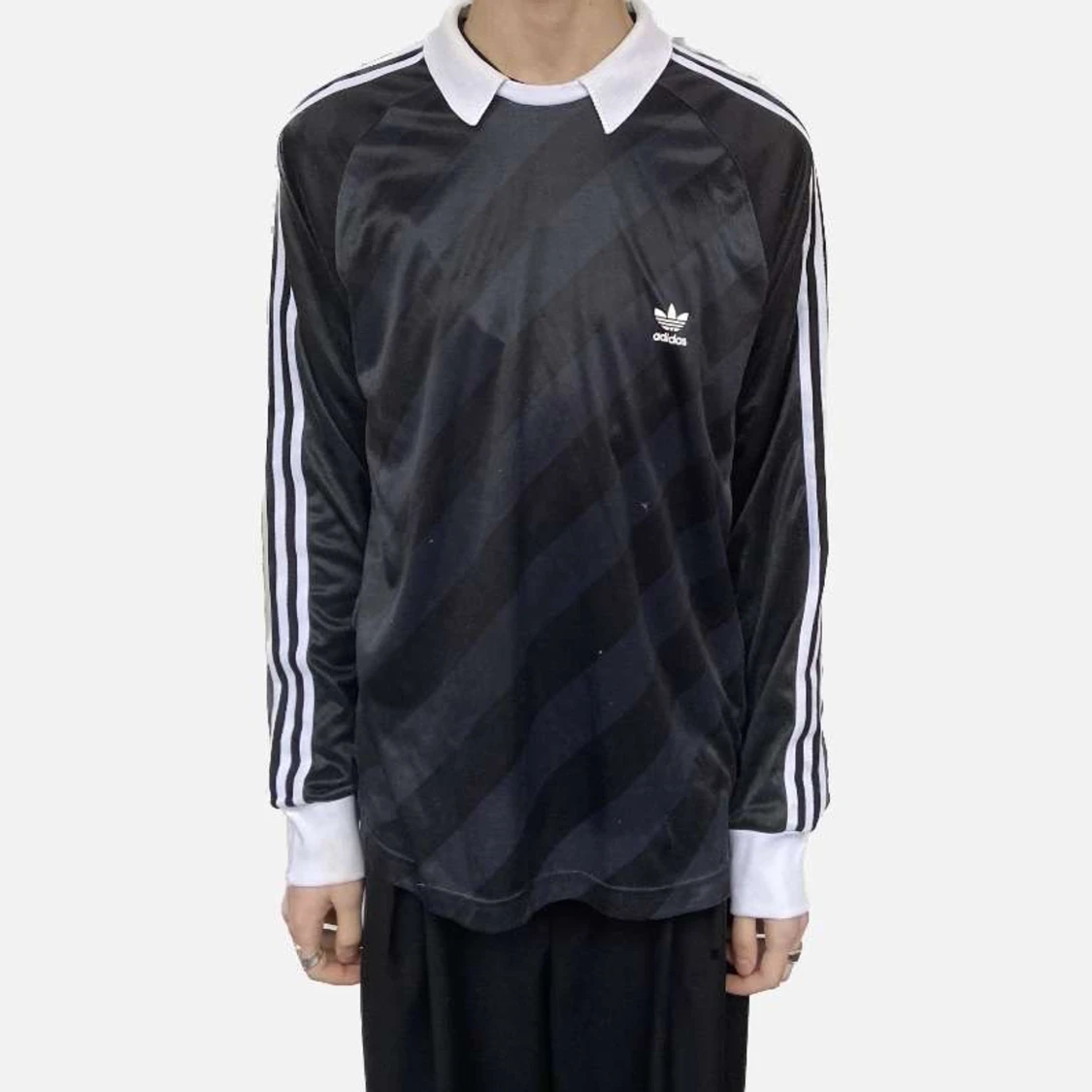 Fet adidas fotbollströja - 91