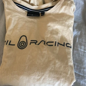 Sailracing tröja - Beige sailracing tröja, inga fläckar eller liknande