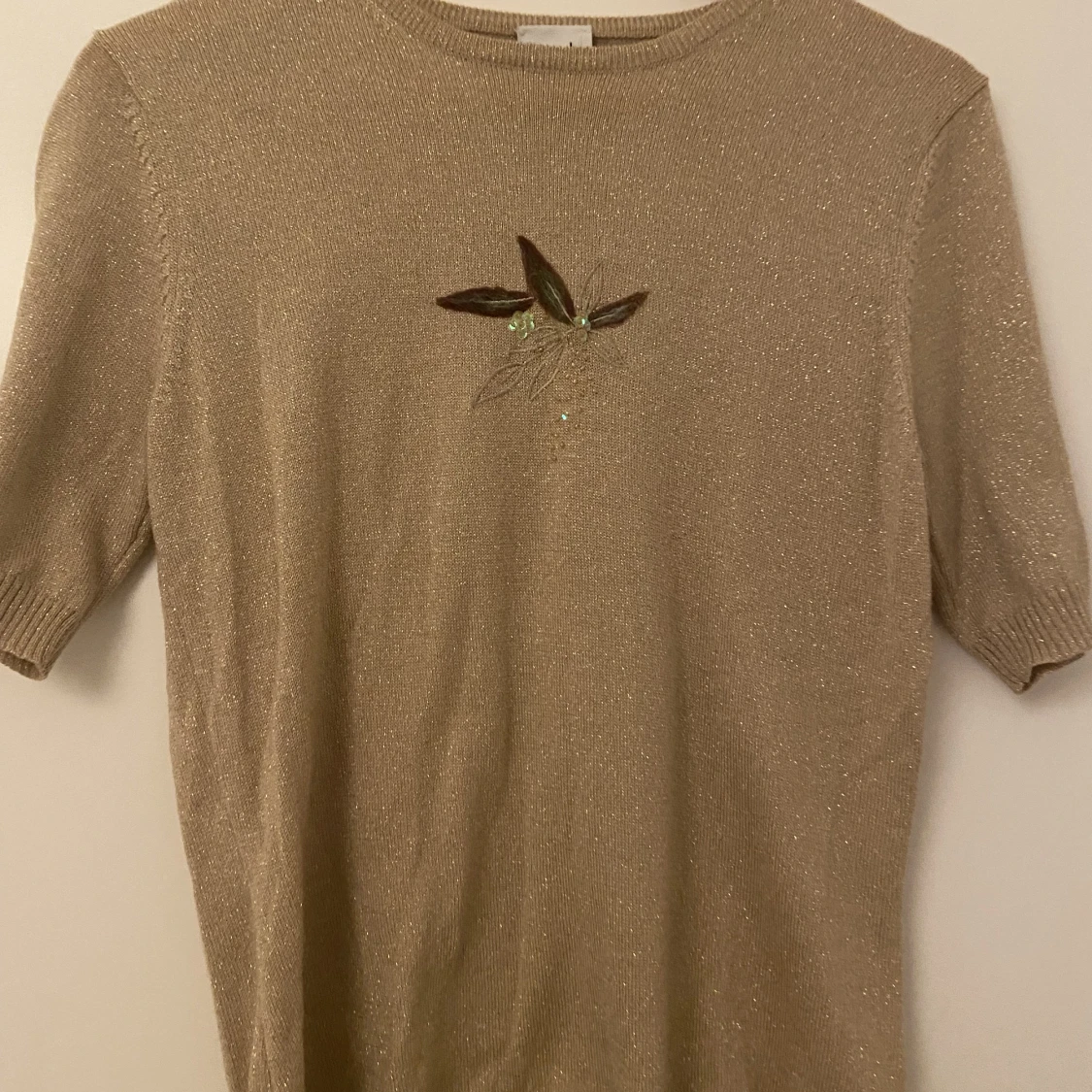 Guldglittrig topp - 90