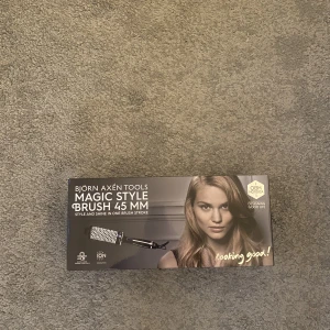 Björn Axèn Värme Borste, 45mm - Helt oanvänd Björn axèn värmeborste i 45mm 💞 Fick som present, säljer då den inte fått användning. 