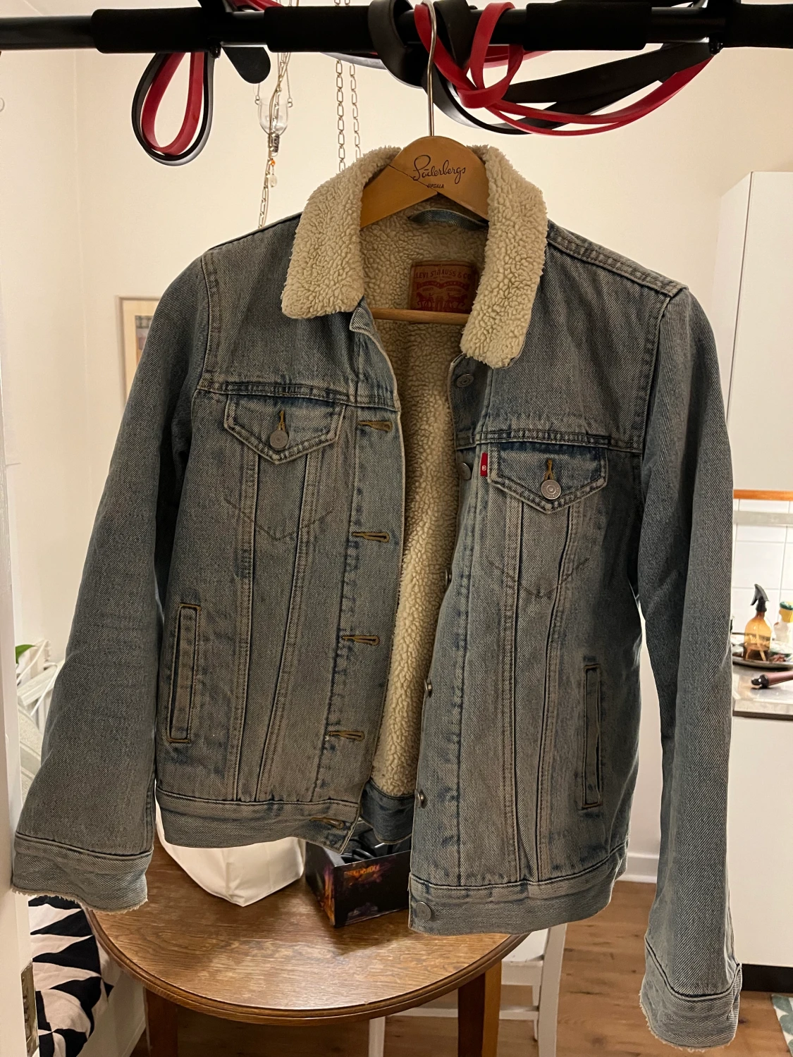 Jacka från levis Small