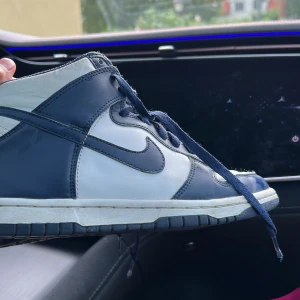 Nikes - Blå nike skor storlek 36.5, bra skick