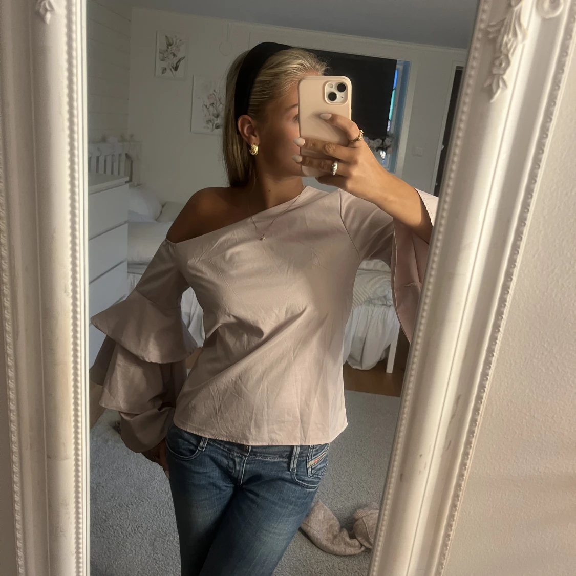 Off shoulder blus  - 90