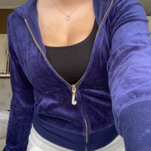 Lila kofta - Juicy kofta, så fin färg💕