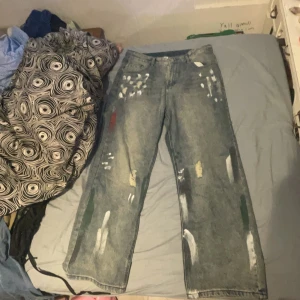 Braxor - Köpta för 350. Har använts i 1 vecka sen tröttande jag på dem väldigt snabba asså. Skriv om ni vill ha mer information/ bilder 