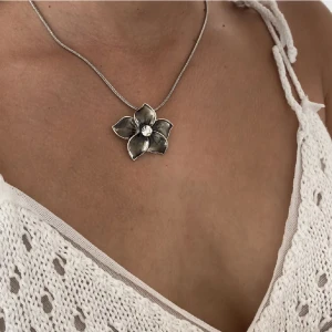 Halsband - Säljer detta så fina halsband 💕💕