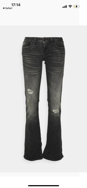 Ltb jeans - Ltb jeans i modellen Valerie! Använda ett fåtal gånger, väldigt bra skick. Storlek 28x34. Skriv för bilder på, nypris 829kr. Lågmidjade!!