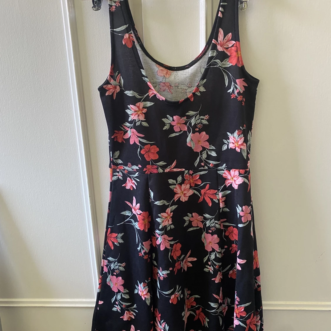 Blommig klänning - 90