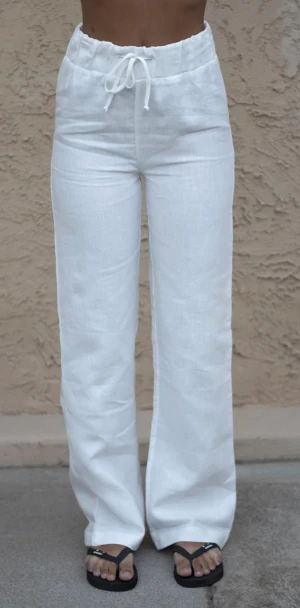 Linnebyxor - säljer dessa snygga linnebyxor från a design, passar på mig som är 170!