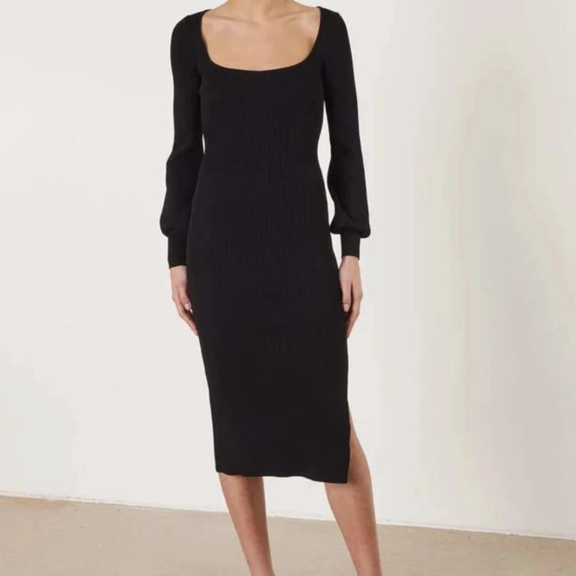 Wakakuu icons ribbstickad klänning